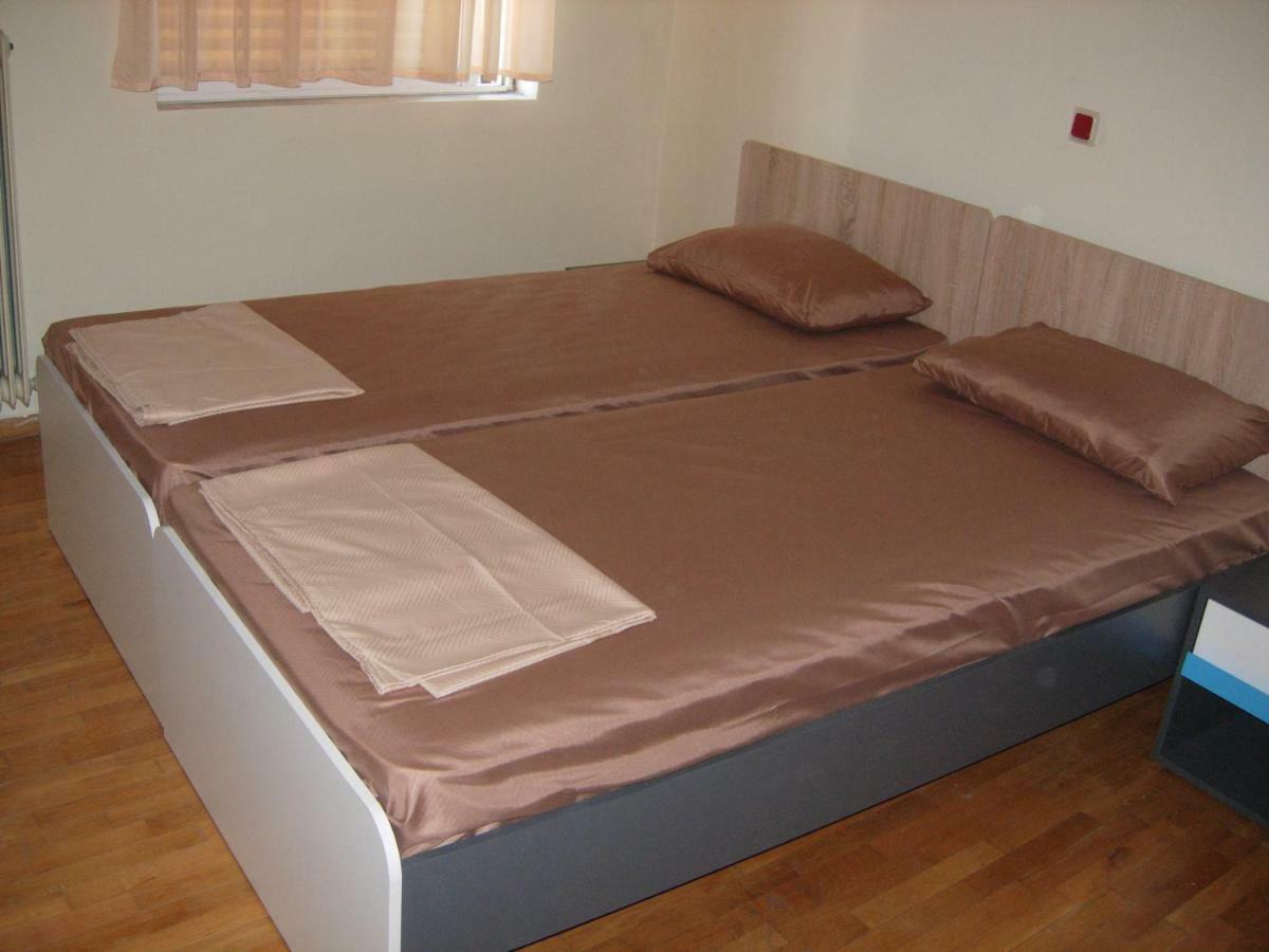B1 Apt Mytilini Luaran gambar